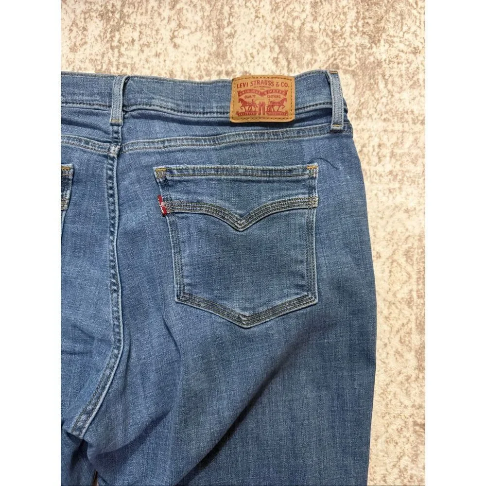 Levi's Women's Zip Fly Mid-rise Classic Bootcut Denim Jeans Blue Size 14